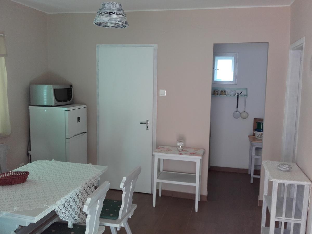 Menta Apartman Mezőkövesd Buitenkant foto